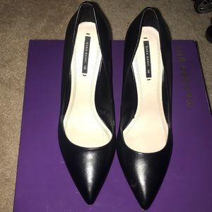 Zara Black Pumps